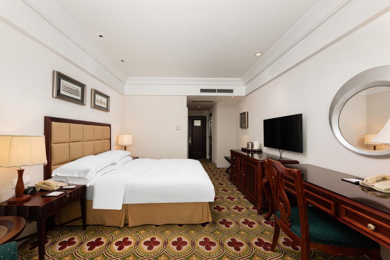 Ramada Plaza Optics Valley Hotel Wuhan Luaran gambar