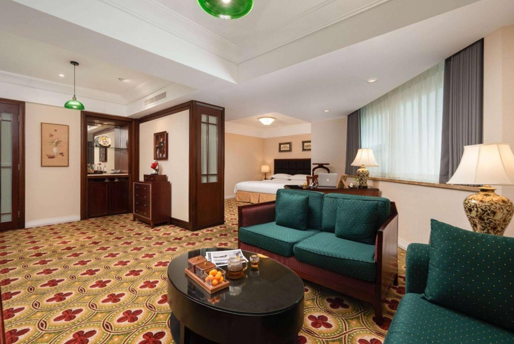 Ramada Plaza Optics Valley Hotel Wuhan Luaran gambar