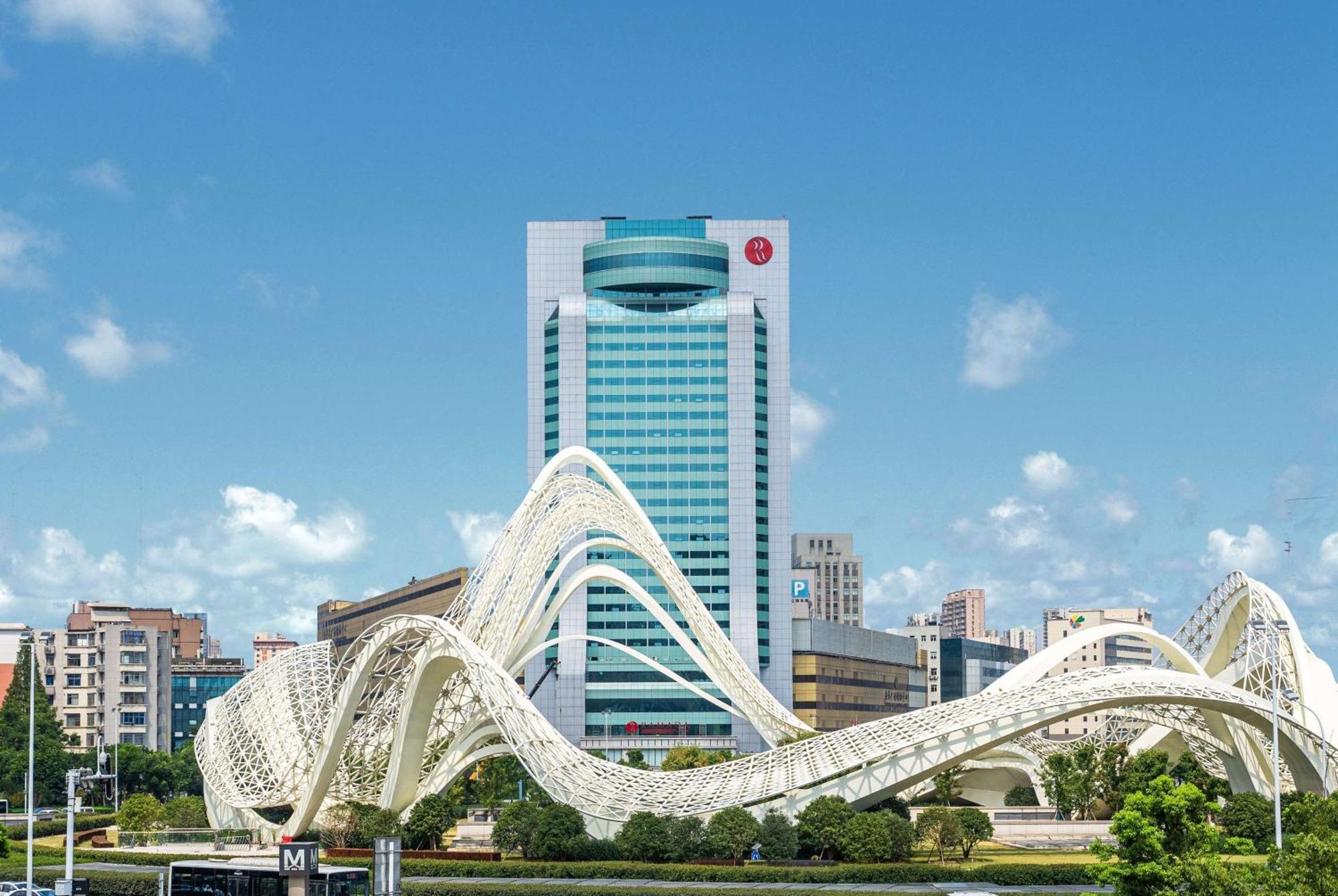 Ramada Plaza Optics Valley Hotel Wuhan Luaran gambar