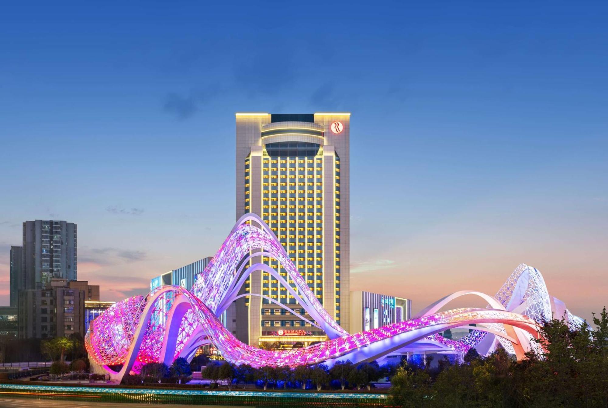 Ramada Plaza Optics Valley Hotel Wuhan Luaran gambar