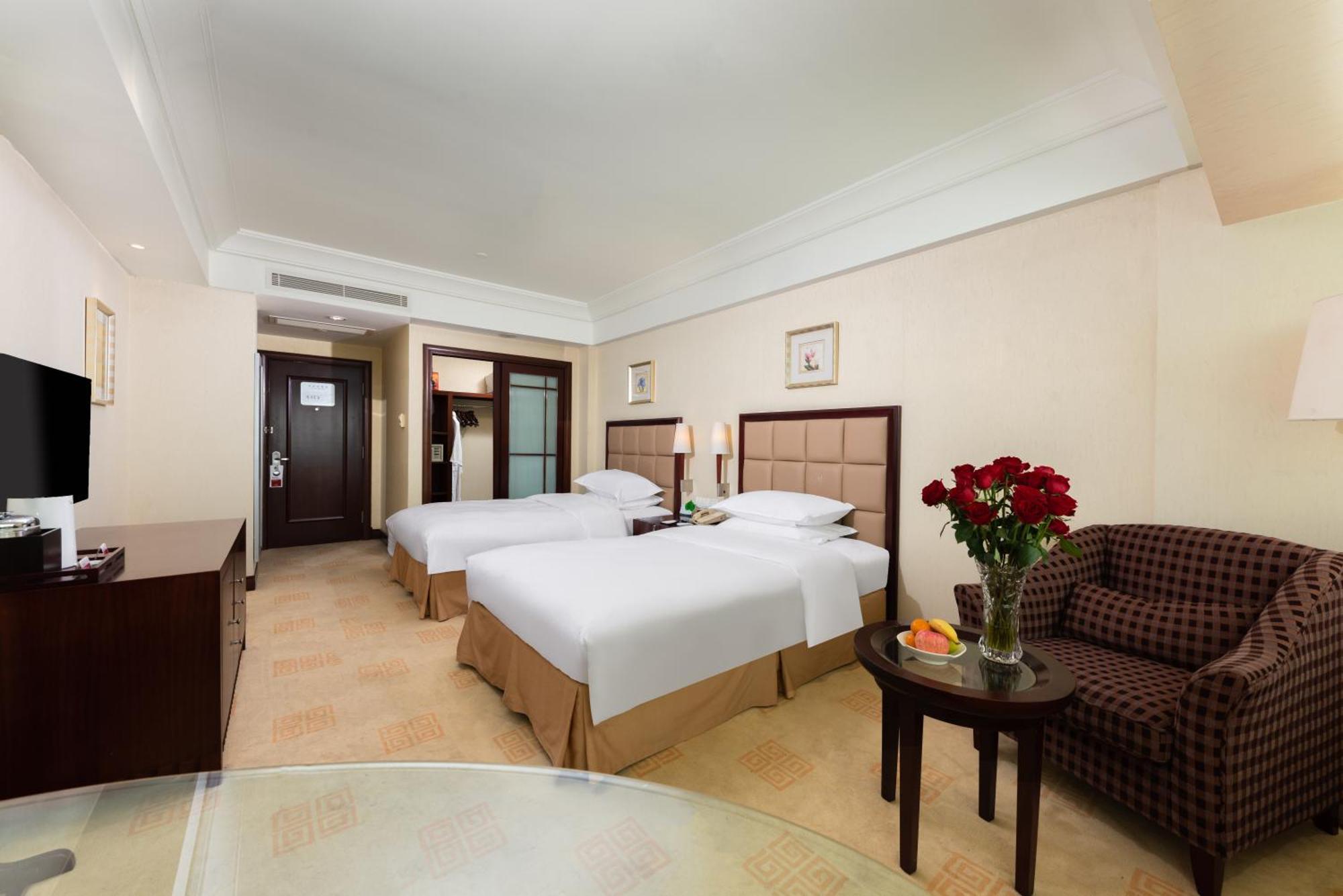 Ramada Plaza Optics Valley Hotel Wuhan Luaran gambar