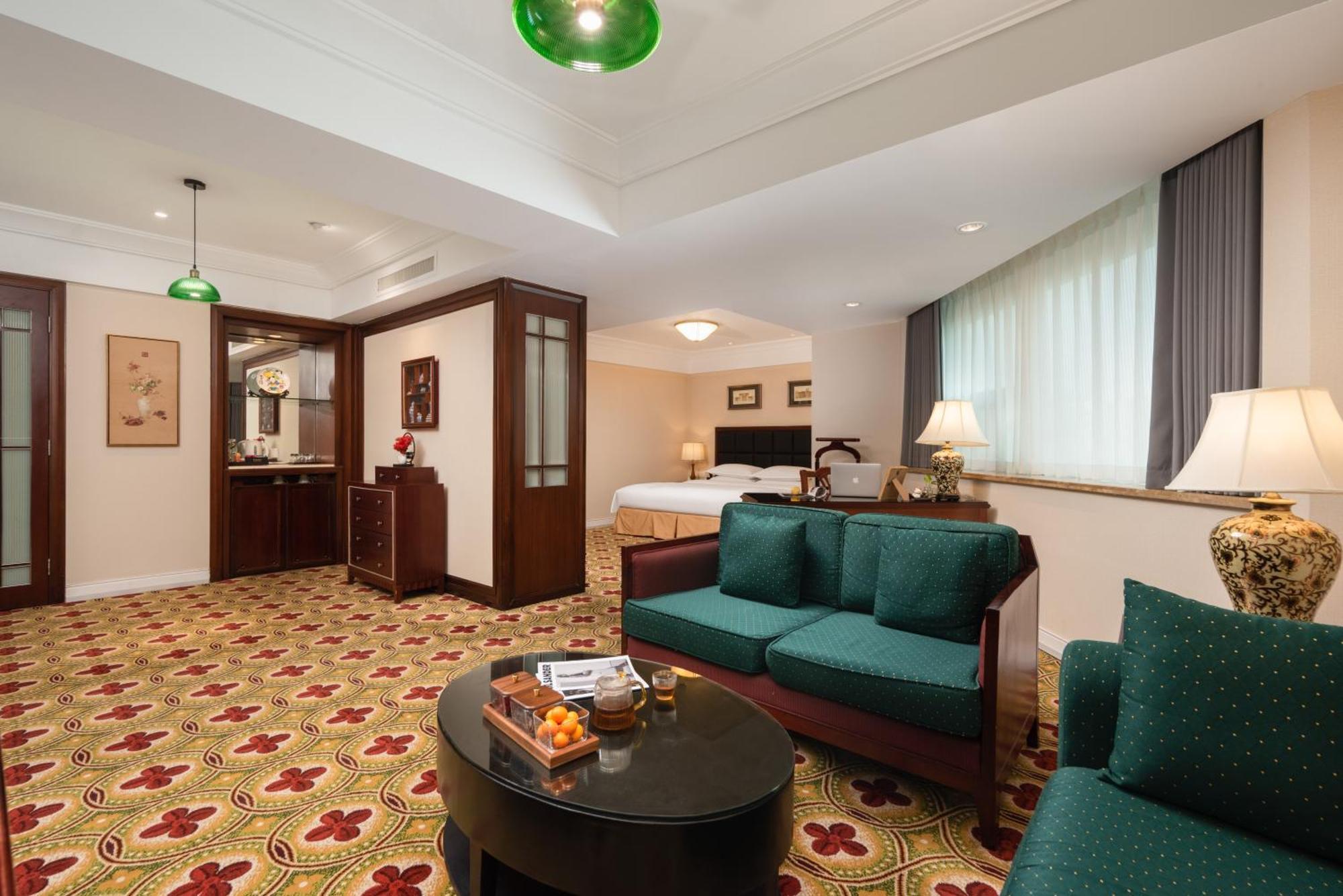 Ramada Plaza Optics Valley Hotel Wuhan Luaran gambar